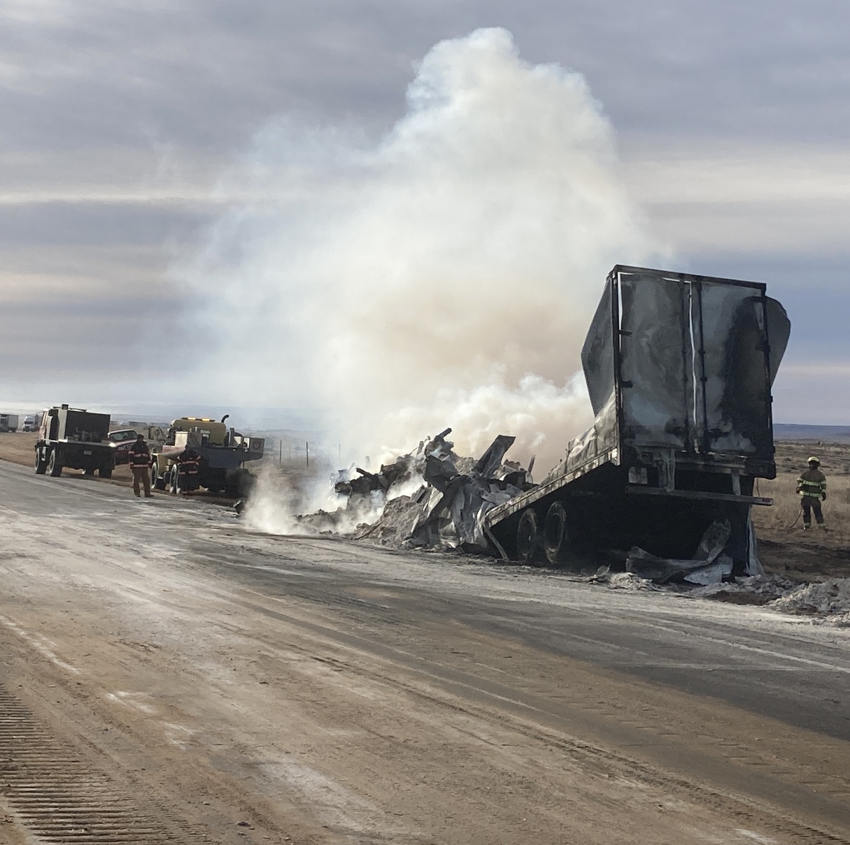 SECO NEWS - Late-Night Fatal Crash Involving Three Semi Trucks Closes ...